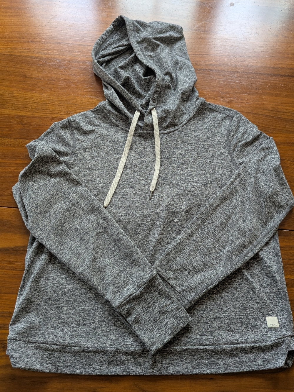 Vuori | Halo Essential Hoodie | Heather Gray | Small